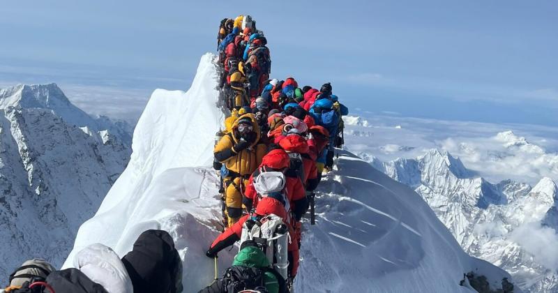 Drágul a Mount Everest - a mászás költségei drámaian megnőttek!