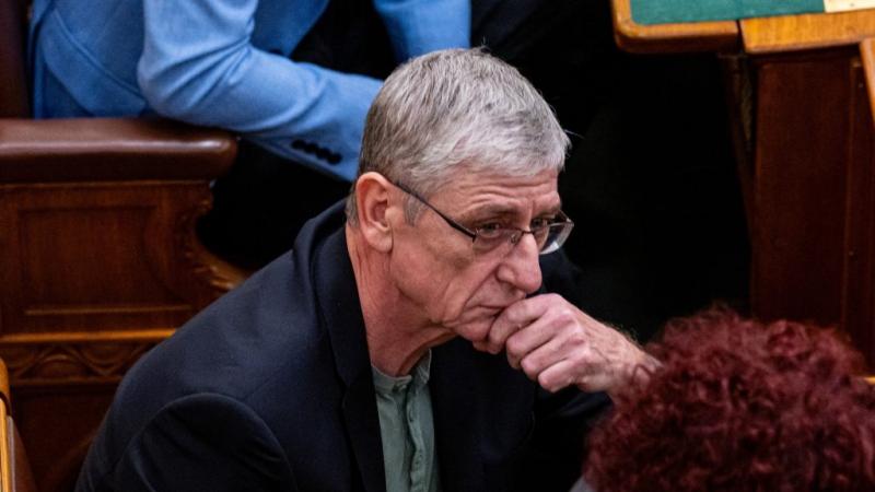 Gyurcsány Ferenc pénteken kézhez kapja a parlamenti képviselői mandátumának utolsó napját, ezzel egy új fejezet nyílik életében.