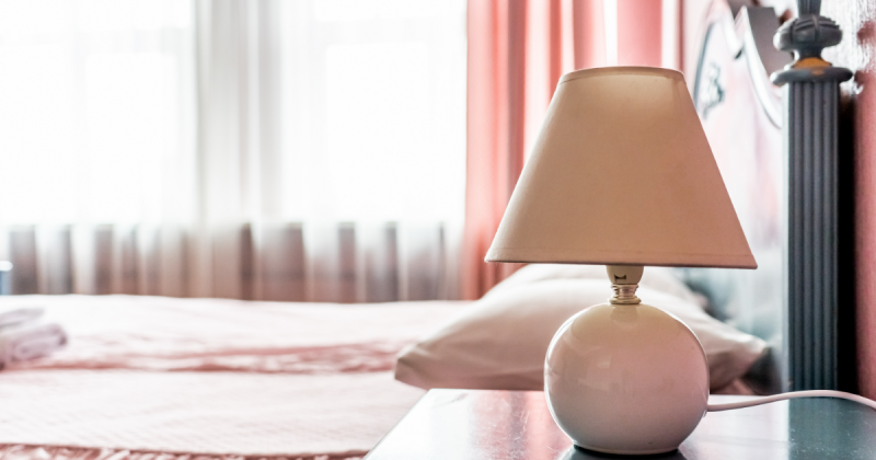 A Feng Shui filozófiája alapján három függönyszín kiemelkedően ideális választás lehet a hálószobába, hogy támogassa a harmóniát és a nyugalmat.