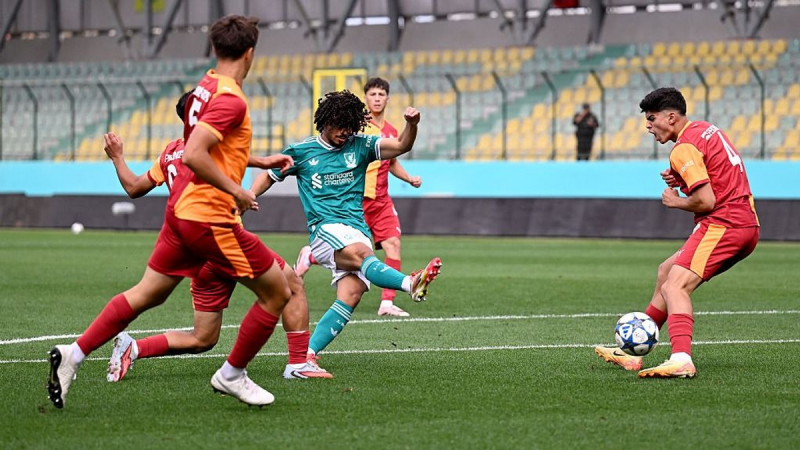 Máris véget ért a mérkőzés, a Liverpool 2-0-s eredménnyel győzte le a Galatasarayt a Bajnokok Ligájában.