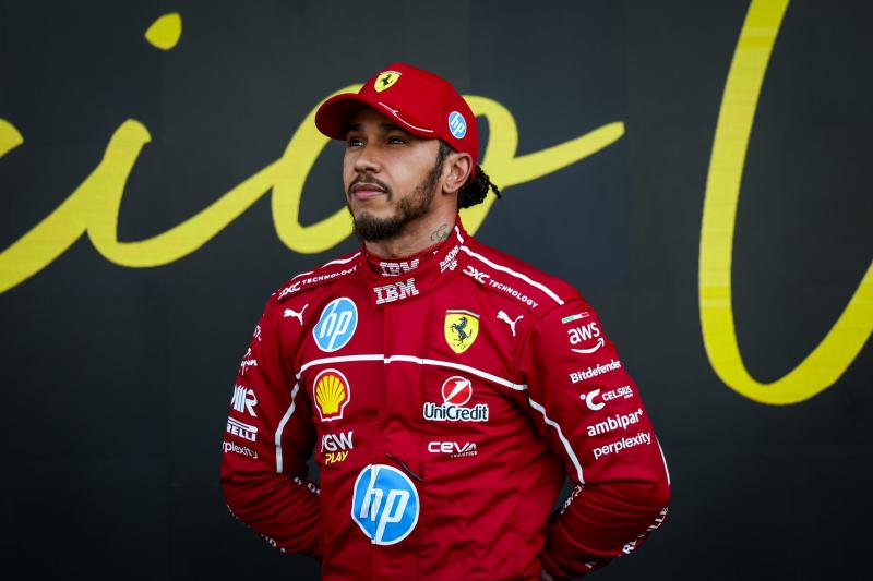 Sajtóhírek szerint, amennyiben a jelenlegi körülmények továbbra is változatlanok maradnak, a Ferrari nem tervezi Lewis Hamilton szerződésének meghosszabbítását. | M4 Sport
