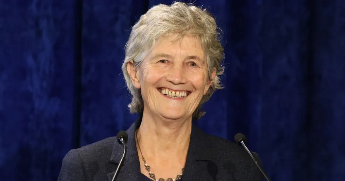 Az új elnök inkább ír nyelven kívánja irányítani hivatalát, nem pedig angolul.